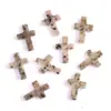 Venda Direta de Fábrica Pingente de Pedra Natural Quartzo Rosa Pinheiro Azul Ametista Cor Mista Ornamento de Cruz Pingente 18X25mm