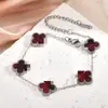 Pulsera de Acero Titanio de Alta Gama con Trébol de Cuatro Hojas de la Suerte para Mujer, Doble Cara de Concha 13mm Joyería de Acero Inoxidable, Estilo Simple y de Moda