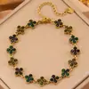 Pulseira de Aço Titânio Trevo de Quatro Folhas para Meninas, Luxo Leve e Sensação de Alta Qualidade, Cravejada com Diamantes, Estilo Europeu e Americano Transfronteiriço, Pulseira Full Zircônia, Joia que Não Desbota