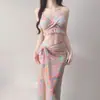 2026 Novo Estilo Moda Praia Feminina Biquíni Duas Peças Conjunto de Três Peças Tendência Roupa de Banho para Férias Fontes Termais Atacado