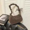 Bolso de Hombro Minimalista de Moda y Tendencia, Nuevo Bolso de Axila para Mujer Otoño/Invierno 2025, Bolso Cuadrado Pequeño Casual de Personalidad de Nicho