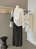 Conjunto de Verano Estilo Coreano Y.Jia con Espalda Descubierta Protección Solar Cover-Up + Falda Larga Rayada Estilo Casual de Cintura Alta 1653