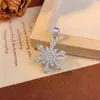 Pingente Floco de Neve Zircônia Transfronteiriço Acessórios para Joias DIY, Acessórios Requintados Elegantes de Outono e Inverno, Acessórios de Luxo Leve Estilo Francês para Mulheres