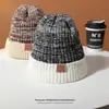 Gorro de punto cálido unisex casual estilo coreano de invierno, moderno y versátil, con forro polar añadido, engrosado, a prueba de viento y protector de orejas, gorro de lana