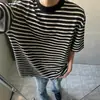Camiseta de Alta Calidad de Peso Pesado con Rayas Horizontales Blancas y Negras, Hombros Normales, Corte Limpio, Cuello Pequeño, Mangas Cortas, Oversized, Elegante de Media Manga