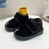 Botas de Nieve para Niñas con Cierre de Velcro y Punta Falsa 2026 Otoño/Invierno Nuevo Estilo Botas Tibias para Niños con Forro de Felpa Zapatos de Algodón para Bebé