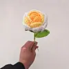 Ramo de rosas de lana tejido a mano flor artificial simulación rosa terminado regalo de rosa para el Día de San Valentín transfronterizo
