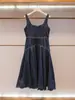 [En Stock] Vestido de Verano para Mujer de Alta Gama Estilo Retro Francés con Tirantes Adelgazantes y Ceñidor de Cintura Personalizable de Shenzhen Nanyou