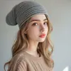 Gorro cálido, gorro de street dance, gorro de lana tejido de dos tonos a la moda, gorro plisado, gorro multicapa, gorro de AliExpress, gorro para poner, rojo