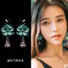 Nuevos pendientes de flor de personalidad de moda simples japoneses y coreanos pendientes largos de temperamento sexy retro pendientes mujeres Venta al por mayor