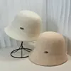 Chapéu de pescador de pelúcia irregular de tricô estilo coreano outono e inverno all-match quente cor sólida chapéu bucket feminino outono e inverno lã de alta qualidade