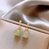 Pendientes pequeños sencillos de estilo chino retro, nuevos y modernos, con diseño de nicho Hanfu, accesorios únicos que combinan con todo.