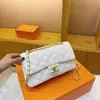 Bolso de Hombro con Cadena de Rombo Pequeño Fragante Transfronterizo Nuevo Lujo Ligero Versátil Moda Alta Calidad Para Viajes Cotidianos Bolso Cruzado de Moda