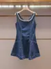 Shenzhen Nanyou Ropa Fina de Mujer Verano Nuevo Moda Francesa Elegante Vestido Chaleco de Mezclilla con Adorno de Diamantes Cuadrado para Mujer