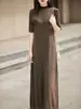 Vestido T-shirt Preto para Mulheres, Novo Estilo 26, Vestido Reto Casual Longo Slim-Fit com Suéter por Baixo, Vestido Longo de Manga Curta