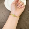 Pulsera de tres cuentas de calabaza con filamento hueco vintage de oro arena de Vietnam para mujer, joyería ligera de lujo de alta gama, sin color, de larga duración.