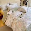 Conjunto de cama de quatro peças, 100% algodão, Grau A, estilo retrô, espessado, escovado, para outono e inverno, com lençóis e capas de edredom amigáveis à pele, roupa de cama simples e de algodão puro