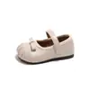 Sapatos Mary Jane para Meninas 2025 Primavera e Outono Novos Sapatos de Princesa com Solado Macio para Crianças Pequenas e Médias, Doces Sapatos de Couro para Usar com Saias