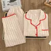Pijamas de mujer al por mayor para primavera y otoño, con lindos diseños de dibujos animados, diseños a cuadros, motivos de nubes y mangas largas, adecuados tanto para usar en interiores como en exteriores