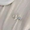 Pasador de Pelo con Lazo de Perlas en Forma de Corazón 2025 Estilo Coreano Clip para Flequillo de Niña Accesorio para el Cabello de Celebridad de Internet Pasador Dulce para Niña Adorno para el Cabello