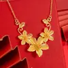 Mismo Estilo que el Usado en Joyerías, Estilo Antiguo Oro Arena Tres Vidas Tres Mundos Flor de Melocotón Floreciente Collar, Cadena Integrada, Serie de Bodas