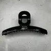 Nuevo Pasador Negro de Alta Gama para Mujer, Pinza de Tiburón Hecha a Mano con Etiqueta Dorada de Letra, Pasador Sencillo en la Parte Posterior de la Cabeza, Grande Elegante