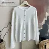 Cardigan retro estilo coreano azul marinho de botões únicos com trança e mangas compridas para mulheres, um top de nicho de alta qualidade para usar no outono