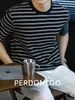 Camisa Listrada Estilo Marinheiro de Algodão Macio como Nuvem de Alta Qualidade Verão 2026 Estilosa Versátil Respirável Confortável Camiseta de Manga Curta para Homens