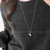 Collar con Colgante Doble de Gota de Agua Dorada Estilo Nuevo 2026 para Mujer, Cadena Larga para Suéter de Otoño e Invierno, Accesorio Versátil y de Alta Gama
