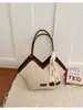 Bolso de hombro retro con estampado de piedra estilo lujo transfronterizo, nuevo modelo para mujer, gran capacidad, bolso tote retro casual, adecuado para ir al trabajo y uso diario