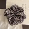 Scrunchie Vintage Azul Estampado de Leopardo Moda Trendy Accesorio para el Cabello Cola de Caballo Baja Perezosa Alta Elasticidad Adorno para el Cabello