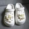 Nuevos accesorios para zapatos con agujeros estilo ins, flor de perla tejida a mano para bricolaje, joyería de flor para zapatos retro, decoración para el empeine de zapatos de jardín