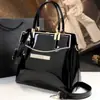 Bolsa Grande de Couro Brilhante Modelo Novo 2026, Bolsa de Ombro Transversal, Couro Envernizado da Moda, Elegante e Simples, Bolsa para Mulheres de Meia-Idade, Bolsa de Mãe