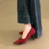 Scarpins de Salto Alto para Banquete Estilo Retrô Francês Modelo Novo 2026 Salto Fino Vermelho Laço Raso Bico Fino Salto Médio