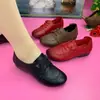 Nuevo Modelo de Primavera para Comercio Exterior: Suela Suave, Empeine Suave, Zapatos Antideslizantes para Mujer, Casuales y Versátiles para Señoras de Mediana Edad y Mayores