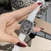 Timini Nuevo Estilo Coreano Cinturón Reloj de Mujer Moda Moda Barril de Vino Gipsofila Estrellas Diamante Esfera Digital Reloj de Mujer