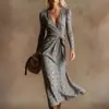 Vestido Transfronteiriço Novo Estilo com Decote em V e Mangas Longas com Elementos de Impressão Digital 3D, Saia Fashion e Personalizada para Marcar a Cintura Feminina