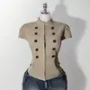 Top Cropped Estilo Retro Y2K com Gola Alta, Fechamento Duplo, Cintura Marcada, Caimento Justo, Manga Bufante, Colete de Trabalho de Manga Curta