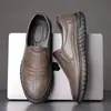 25 Zapatos Deportivos y Casuales para Hombre de Estilo Nuevo para Primavera y Otoño, Suela Suave, Superficie Suave, Piel de Microfibra, Zapatos de Papá Resistentes al Desgaste, Zapatos de Cuero Transfronterizos
