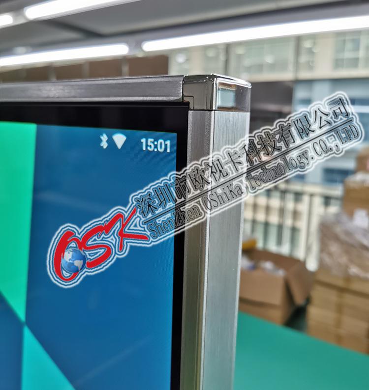 顶部一角细节图