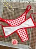 Conjunto Nuevo Estilo Europeo y Americano 2026 Bikini Atrevido de Cuadros Rojos y Blancos Ropa de Baño Transfronteriza Comercio Exterior en Stock