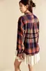 2026 moda de best-seller de comércio exterior europeu e americano, camisa xadrez feminina elegante de manga comprida com decote em V e bolso, caimento solto para outono e inverno