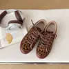 Venta al por mayor transfronteriza: Colección nueva primavera/otoño 2026 de zapatillas blancas con cordones y suelas suaves, versátiles para estudiantes, estilo casual y deportivo, zapatillas de entrenamiento alemanas para mujer