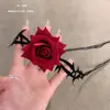 Gargantilla de Rosa Negra con Espinas Correa Camelia Rojo Vino Diseño de Nicho Diablo Punk Cadena para Clavícula Collar
