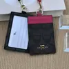 Porta Credencial de Trabajo Cuero Genuino con Cordón, Porta Insignia de Empleado de Alta Gama, Porta Tarjetas con Ranuras Múltiples para Colgar del Cuello