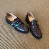 Mocassins rasos estilo retrô sem cadarço com velcro, estilo de moda de nicho, sapatos casuais de couro versáteis de salto baixo para mulheres