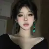 Pendientes Retro para Mujer, Estilo Hong Kong, Pendientes de Diseño de Nicho de Lujo Ligero Europeo y Americano, Pinzas para Orejas Exageradas de Nuevo Estilo Chino