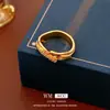 Anillo Abierto Irregular de Circonita Galvanizado en Oro Real Anillo para Dedo Índice de Nicho de Alta Gama Estilo Minimalista Joyería de Lujo Ligero de Moda