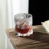 Estilo japonês Whiskey Glass Household Niche Rock Design Beer Glass Frosted Vidro esculpido Vintage Wine Glass