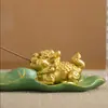 Soporte de incienso Hoja de loto Sapo Dorado Pixiu Quemador de incienso de resina Mascota de té Lindo Soporte de incienso de resina Base Bandeja Hogar Dormitorio Fragancia duradera Incienso